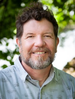 Scott Mackay_2024_small-1