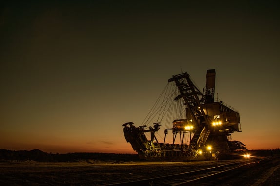 mining-excavator-1736289_1920.jpg